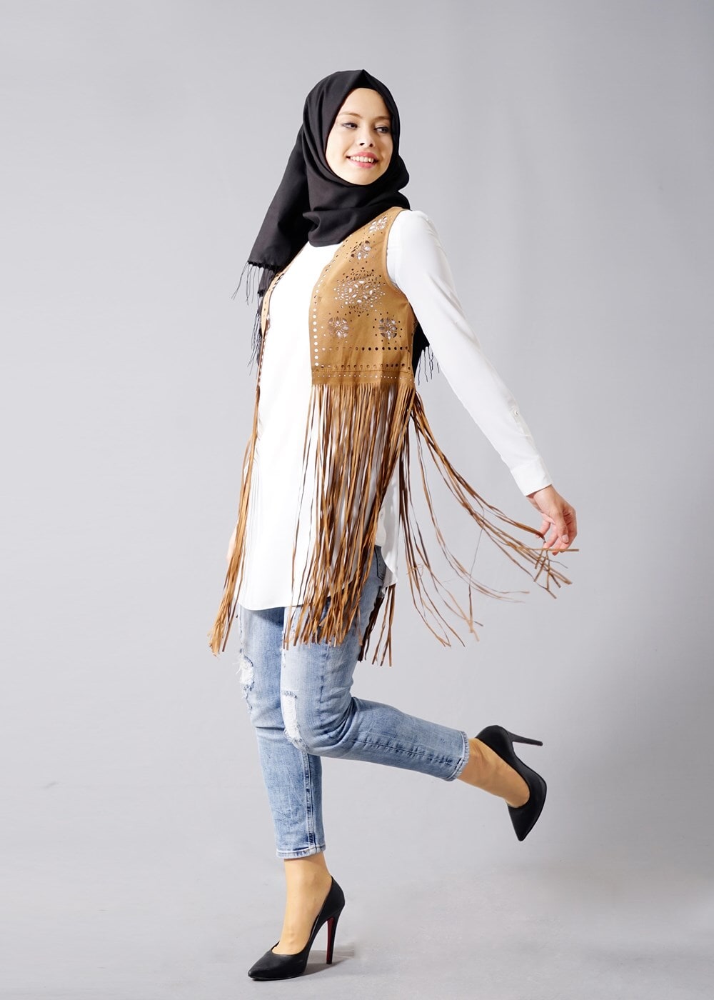 Tesettür giyim TABA T 9281 Hewes Line- Lazer Kesim  Püsküllü Yelek