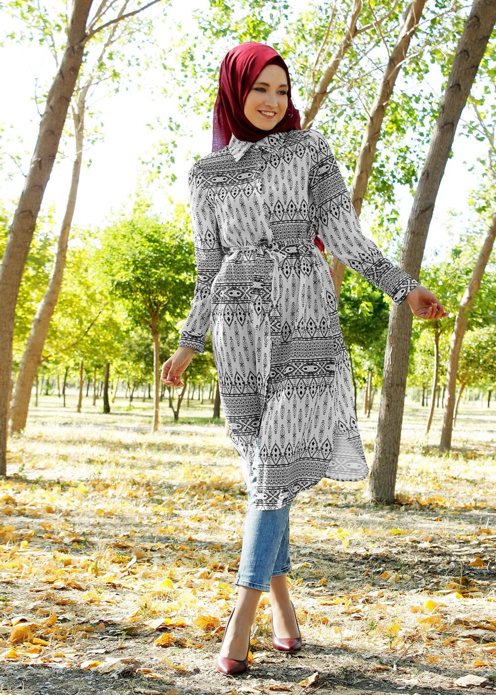 Tesettür giyim SİYAH T 285-1 Hewes Line Şerit Desen Düğmeli Tunik