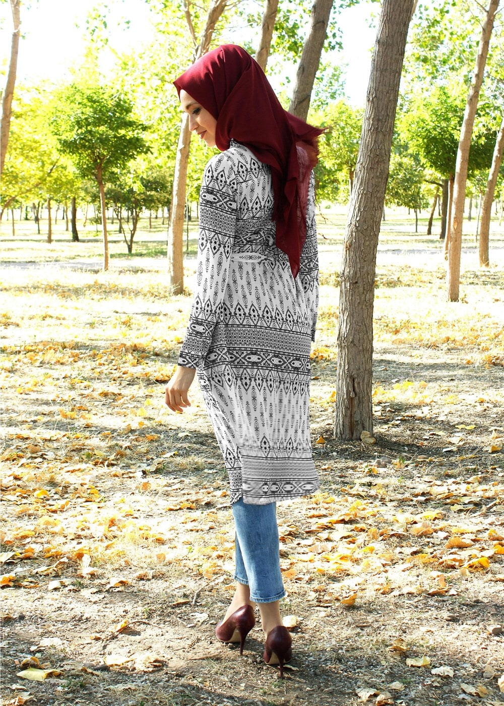 Tesettür giyim SİYAH T 285-1 Hewes Line Şerit Desen Düğmeli Tunik