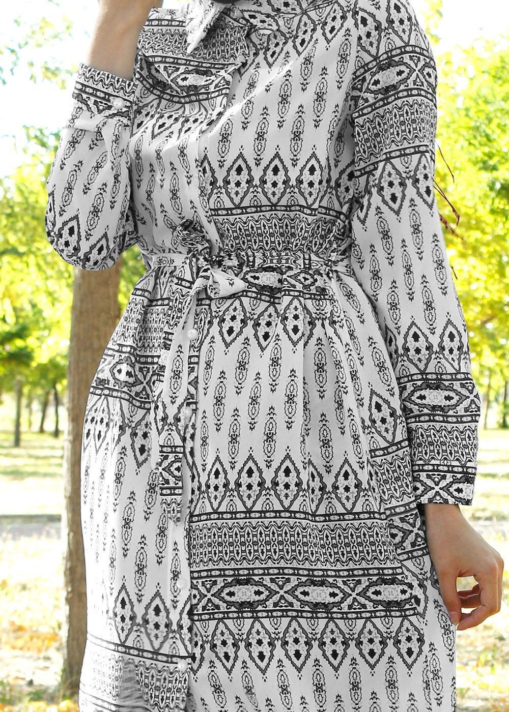 Tesettür giyim SİYAH T 285-1 Hewes Line Şerit Desen Düğmeli Tunik