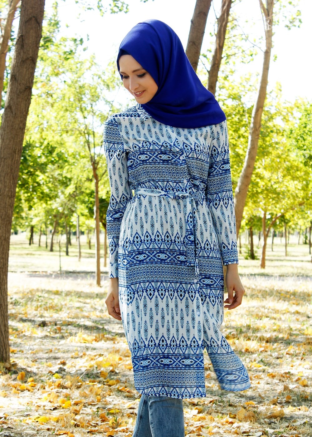 Tesettür giyim LACİVERT T 285-1 Hewes Line Şerit Desen Düğmeli Tunik