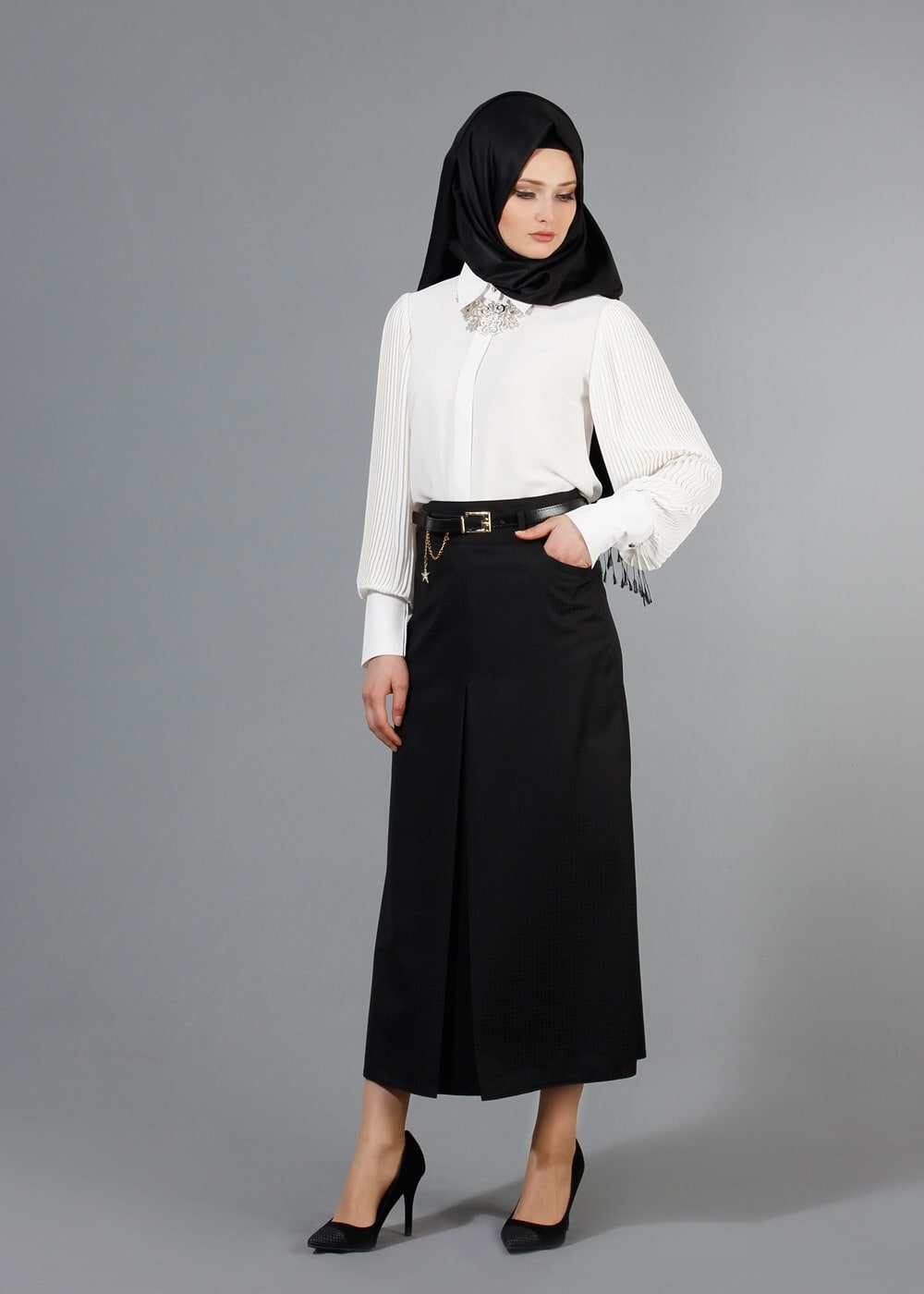 Hijab clothing BLACK T 3523 Hazalgül Kendinden Desenli  Kemerli Etek