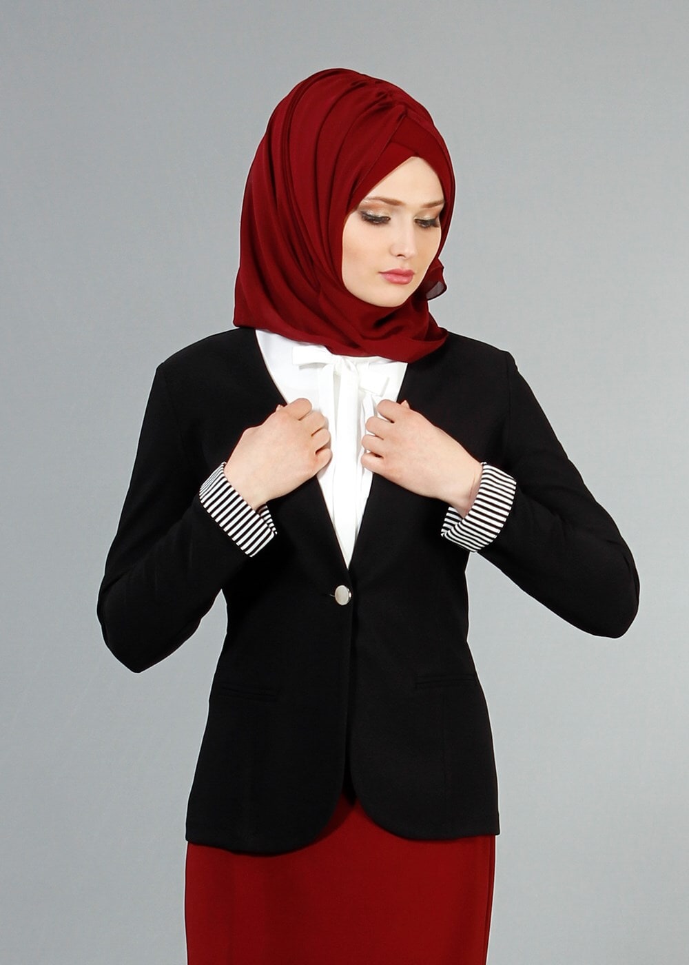 Vêtements hijab NOIR T 4083 Kaside Çizgili Garnili Ceket