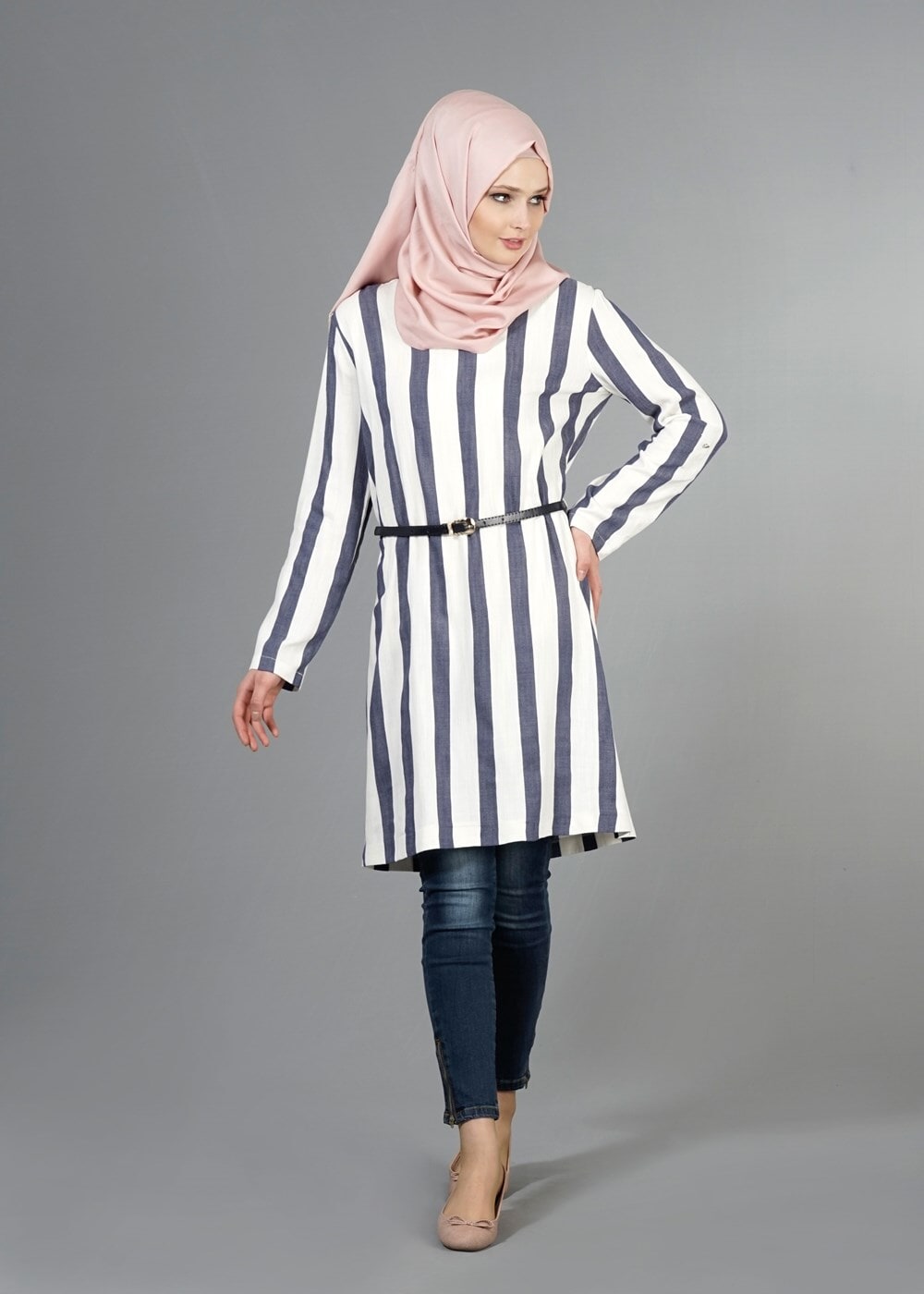 Tesettür giyim LACİVERT T 3962 Lafaba Çizgili Kemerli Tunik