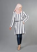 Tesettür giyim LACİVERT T 3962 Lafaba Çizgili Kemerli Tunik