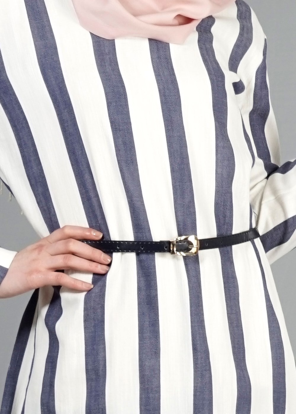 Tesettür giyim LACİVERT T 3962 Lafaba Çizgili Kemerli Tunik