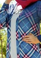 Tesettür giyim MAVİ EKOSE DESENLİ UZUN CEKET 4263 