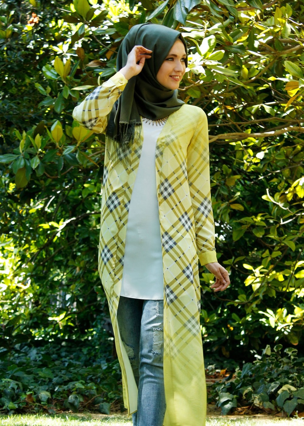 Tesettür giyim SARI EKOSE DESENLİ UZUN CEKET 4263 