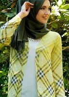 Tesettür giyim SARI EKOSE DESENLİ UZUN CEKET 4263 