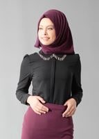 Tesettür giyim SİYAH T 6564 ModaBu Bebe Yaka Zincirli Bluz