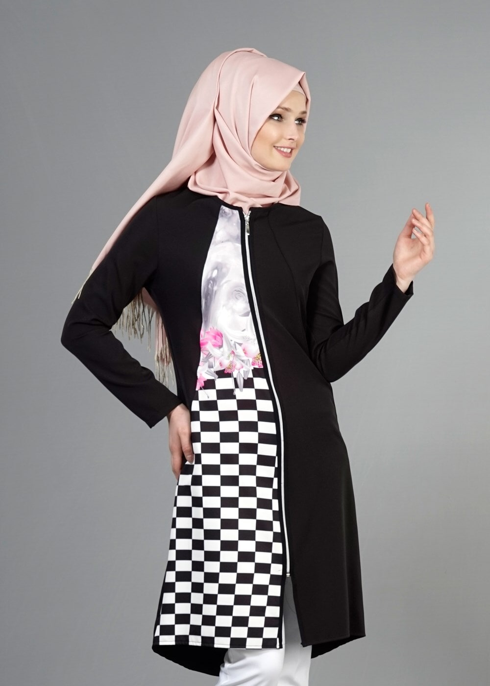 Tesettür giyim SİYAH T 8348 ModaBu Fermuarlı Dijital Baskılı Tunik