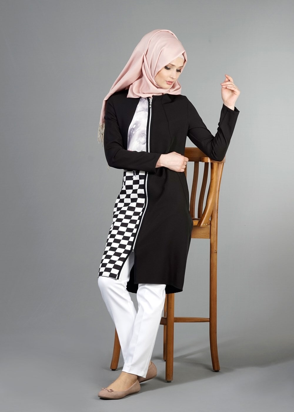 Tesettür giyim SİYAH T 8348 ModaBu Fermuarlı Dijital Baskılı Tunik