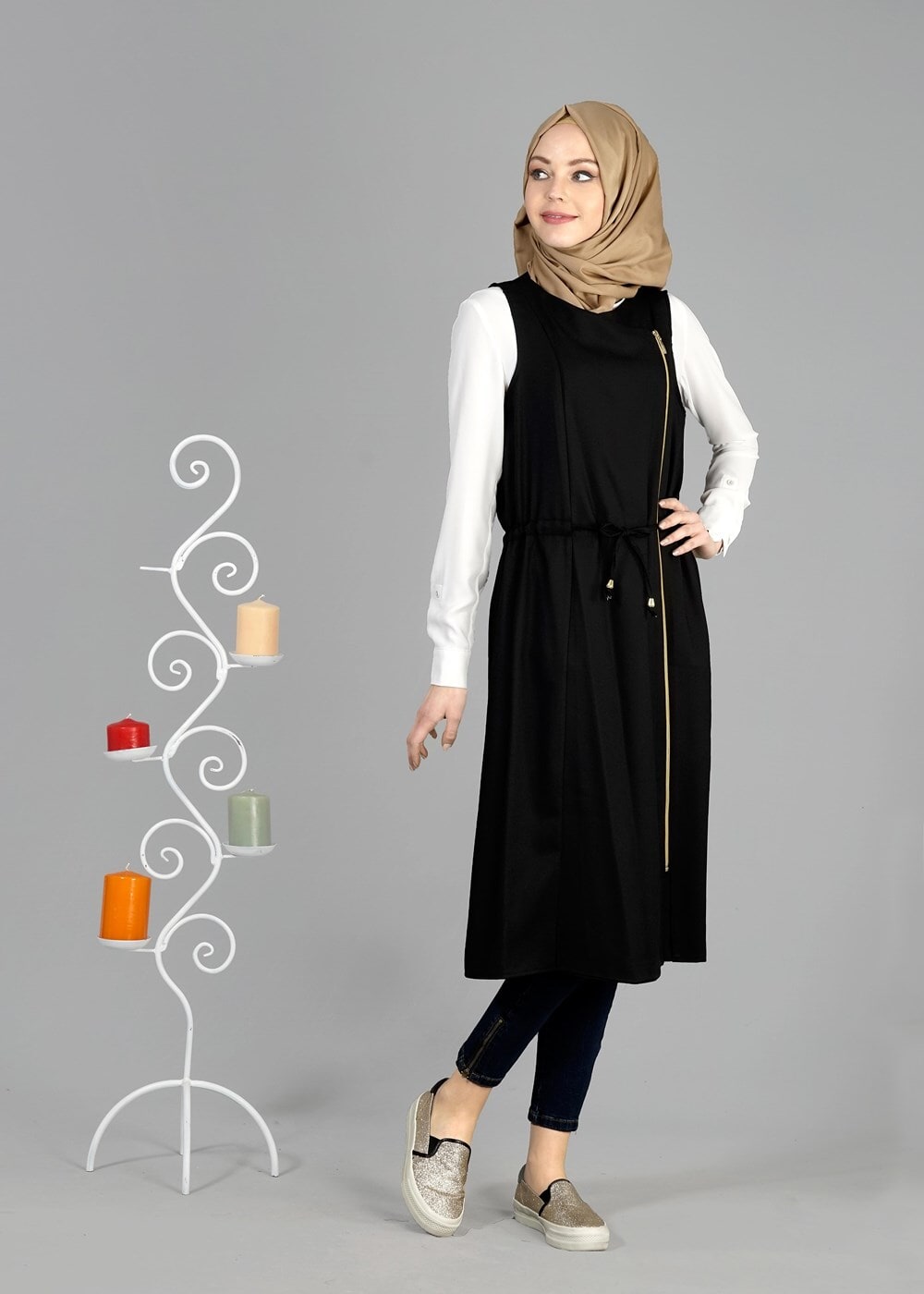 Tesettür giyim SİYAH T 8365 ModaBu Fermuar Detaylı Yelek