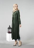 Tesettür giyim HAKİ T 8371 ModaBu Piliseli Uzun Tunik