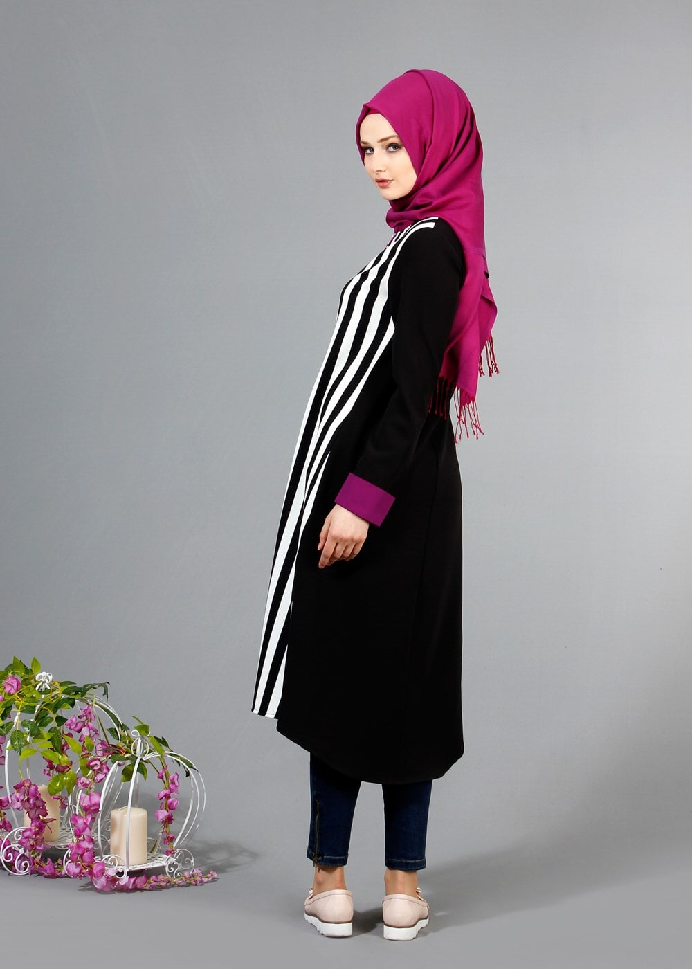 Tesettür giyim FUŞYA T 8342-1 ModaBu Aplik Nakışlı Fermuarlı Tunik