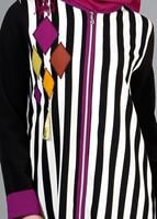 Tesettür giyim FUŞYA T 8342-1 ModaBu Aplik Nakışlı Fermuarlı Tunik