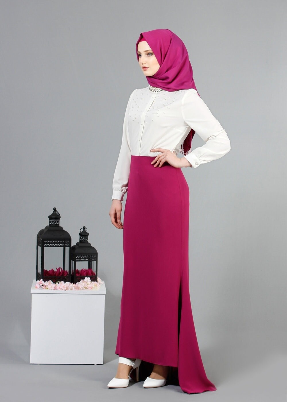 Tesettür giyim EKRU T 867 Mısra Hakim Yaka İnci Aksesuarlı Bluz