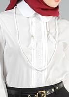 Tesettür giyim EKRU Dantelli Bağcıklı Bluz 926 