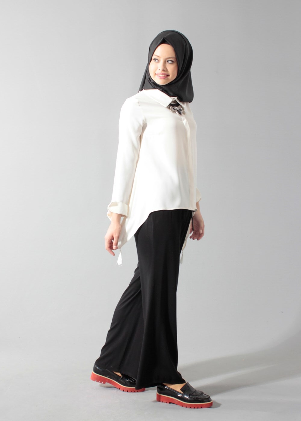 Tesettür giyim SİYAH T 4510 Mısra Cep Detaylı Bol Kesim Pantolon