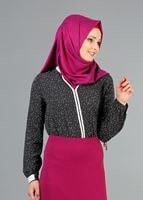 Tesettür giyim SİYAH T 8005 Mısra V Yaka Garnili Bluz