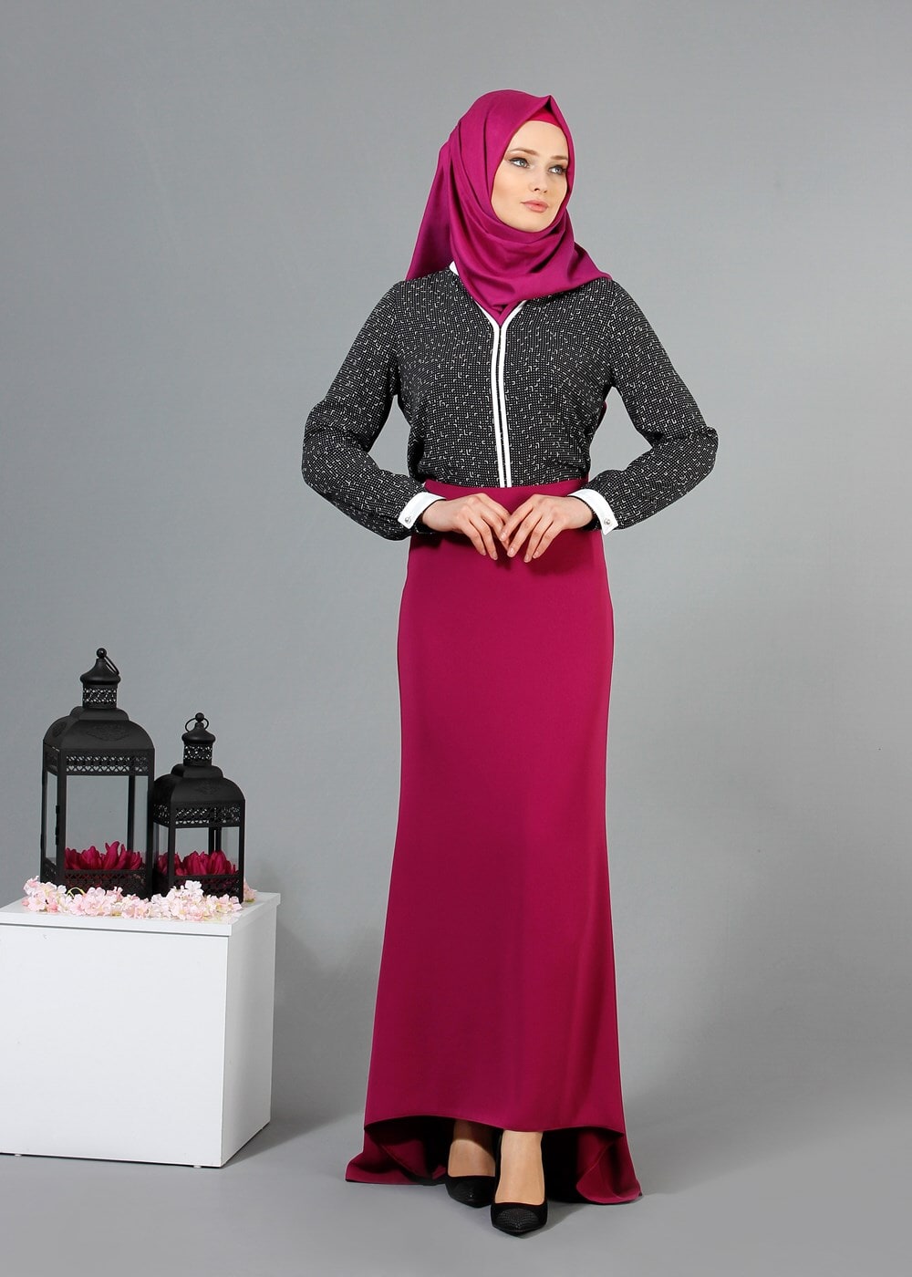 Tesettür giyim SİYAH T 8005 Mısra V Yaka Garnili Bluz