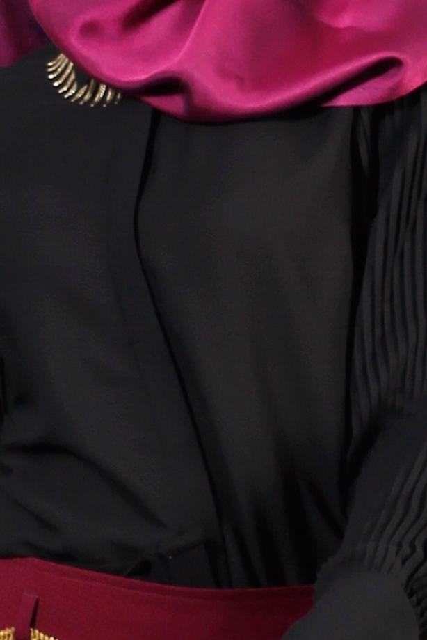 Tesettür giyim  T 8014 Mısra Kolu Pliseli Bluz - TRENDTESETTÜR