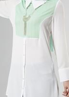 Tesettür giyim YEŞİL T 8132 Mısra Garnili Kolyeli Tunik