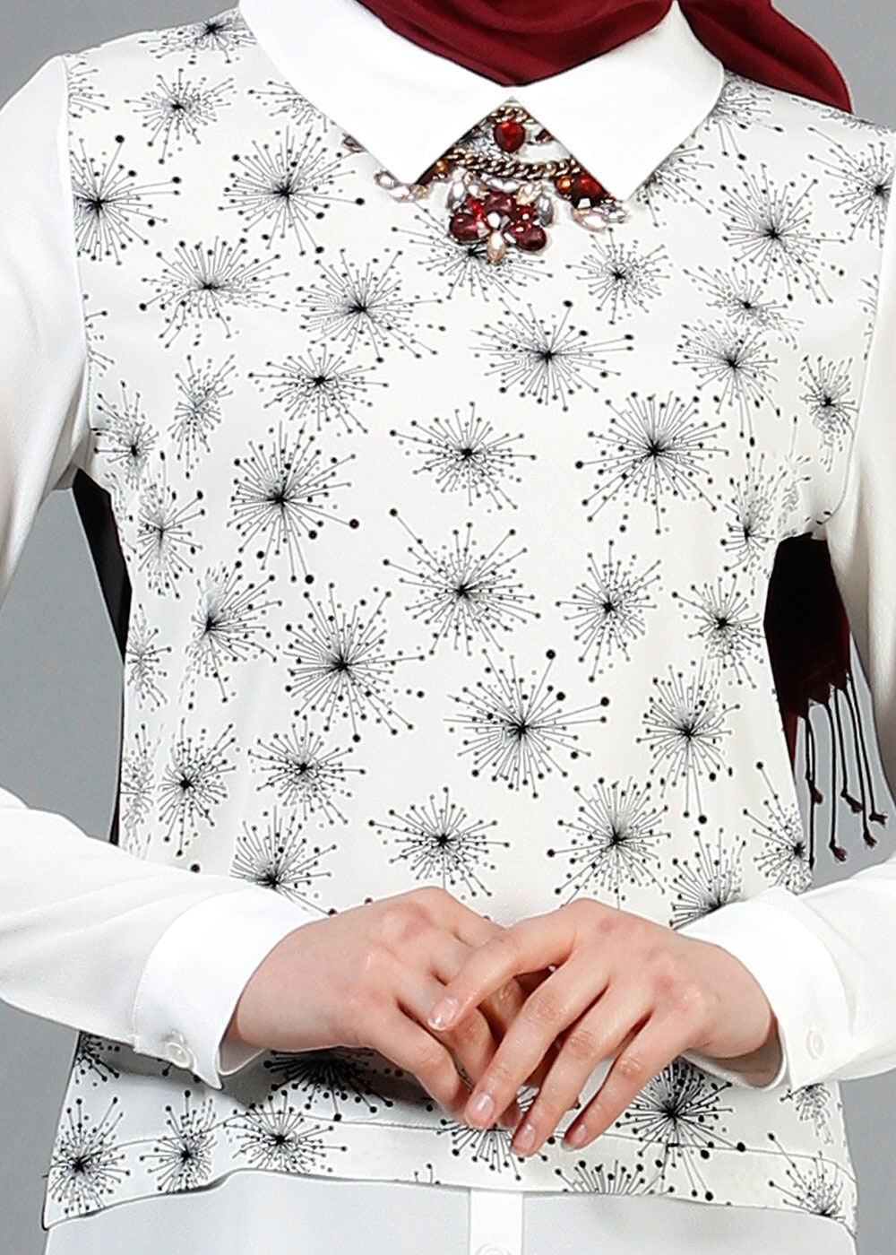 Tesettür giyim EKRU DESENLİ BLUZ 544-1 