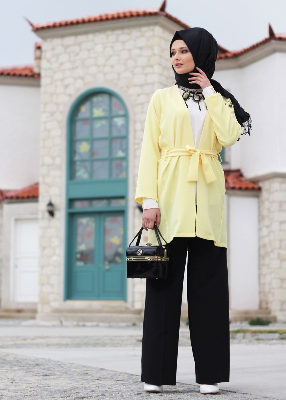 Vêtements hijab CRÈME BLOUSE À MANCHES CHAUVE-SOURIS AVEC BRACELET 1151