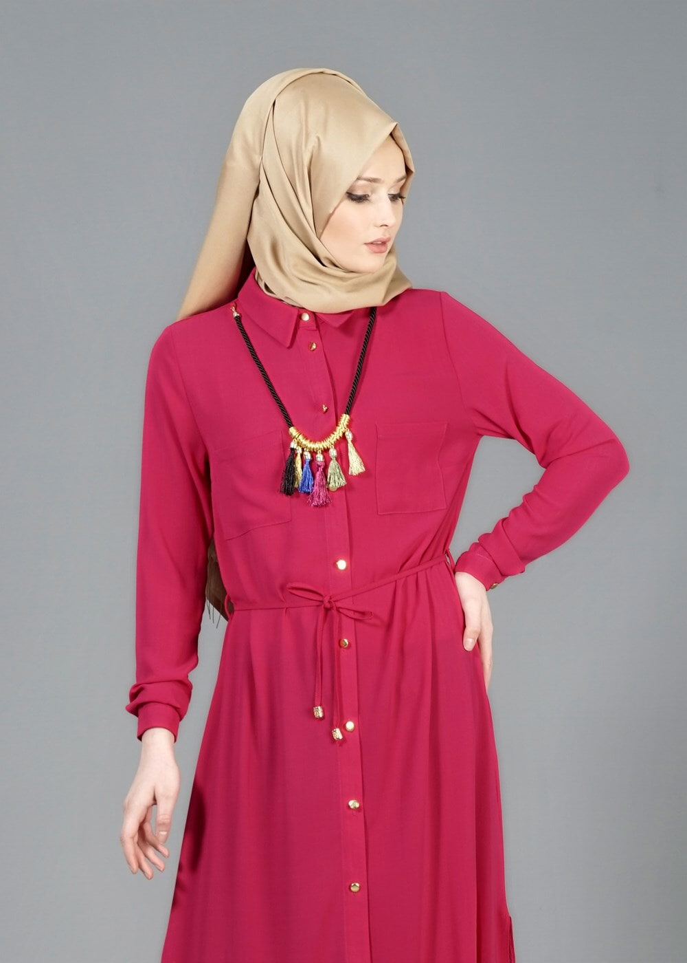 Hijab clothing FUCHSIA T 4507 Mataş Önden Düğmeli Kolyeli Tunik