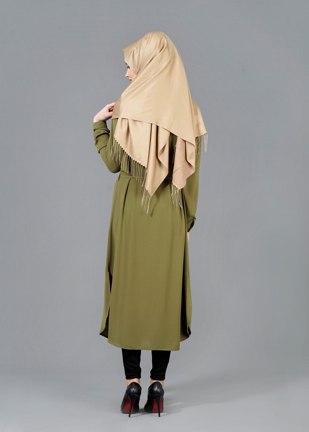 Vêtements hijab KAKI T 4507 Mataş Önden Düğmeli Kolyeli Tunik