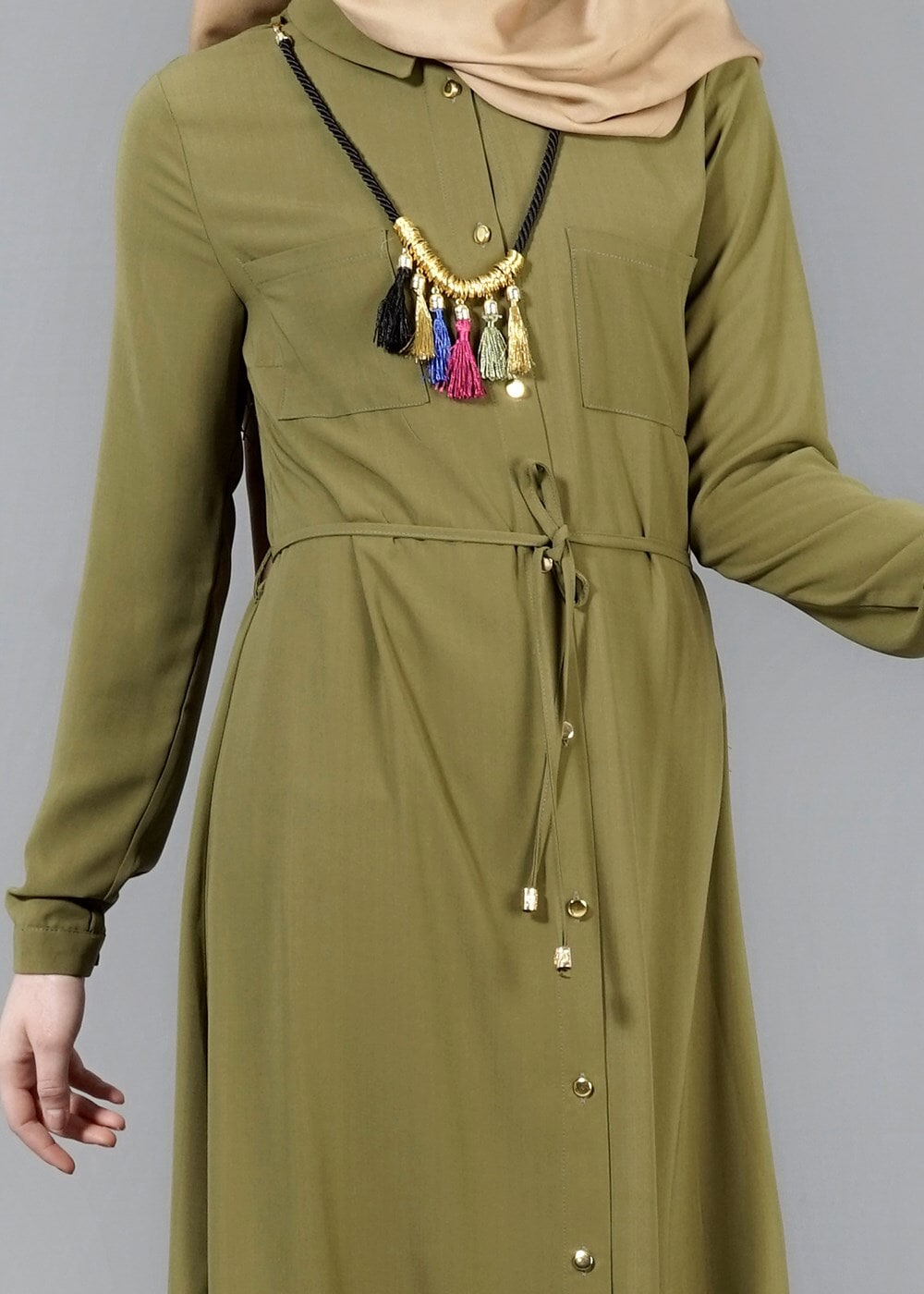 Vêtements hijab KAKI T 4507 Mataş Önden Düğmeli Kolyeli Tunik