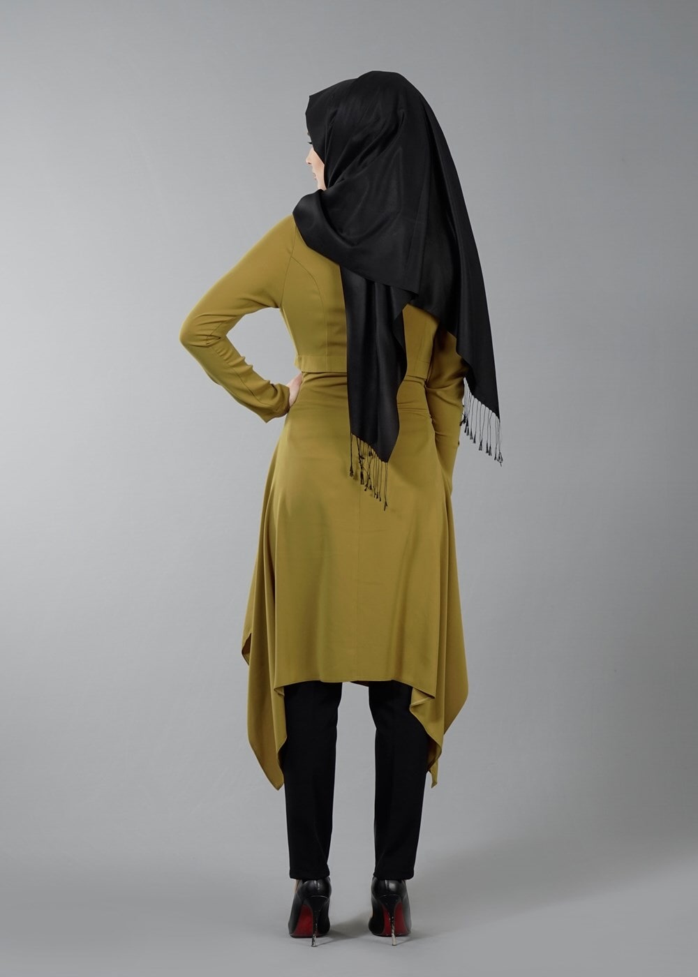 Vêtements hijab VERT T 4530 Mataş Asimetrik Kesim Kolyeli Tunik