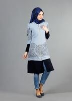 Tesettür giyim MAVİ T 441 Filizler Fermuarlı Tunik