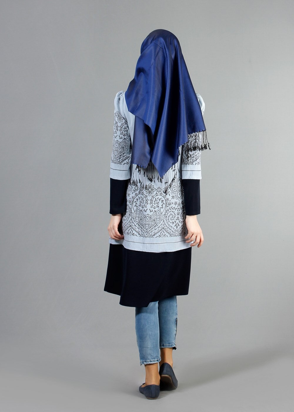 Tesettür giyim MAVİ T 441 Filizler Fermuarlı Tunik