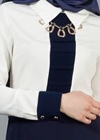 Tesettür giyim KREM T 494 Filizler Erkek Yaka Kolyeli Bluz