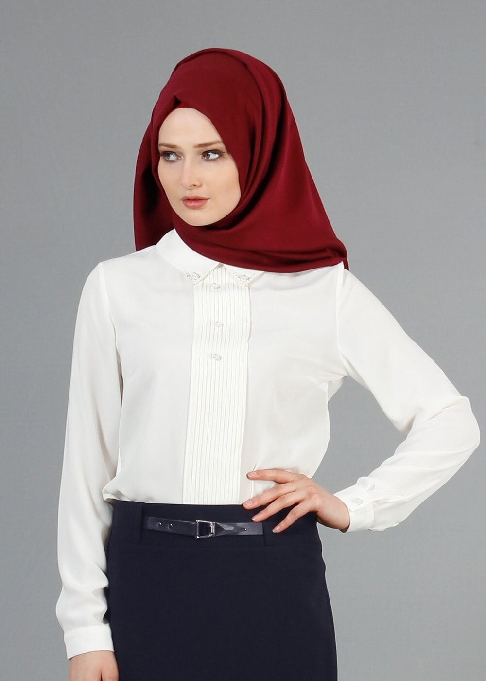 Vêtements hijab ÉCRU BLOUSE DÉTAILS PERLES 8725