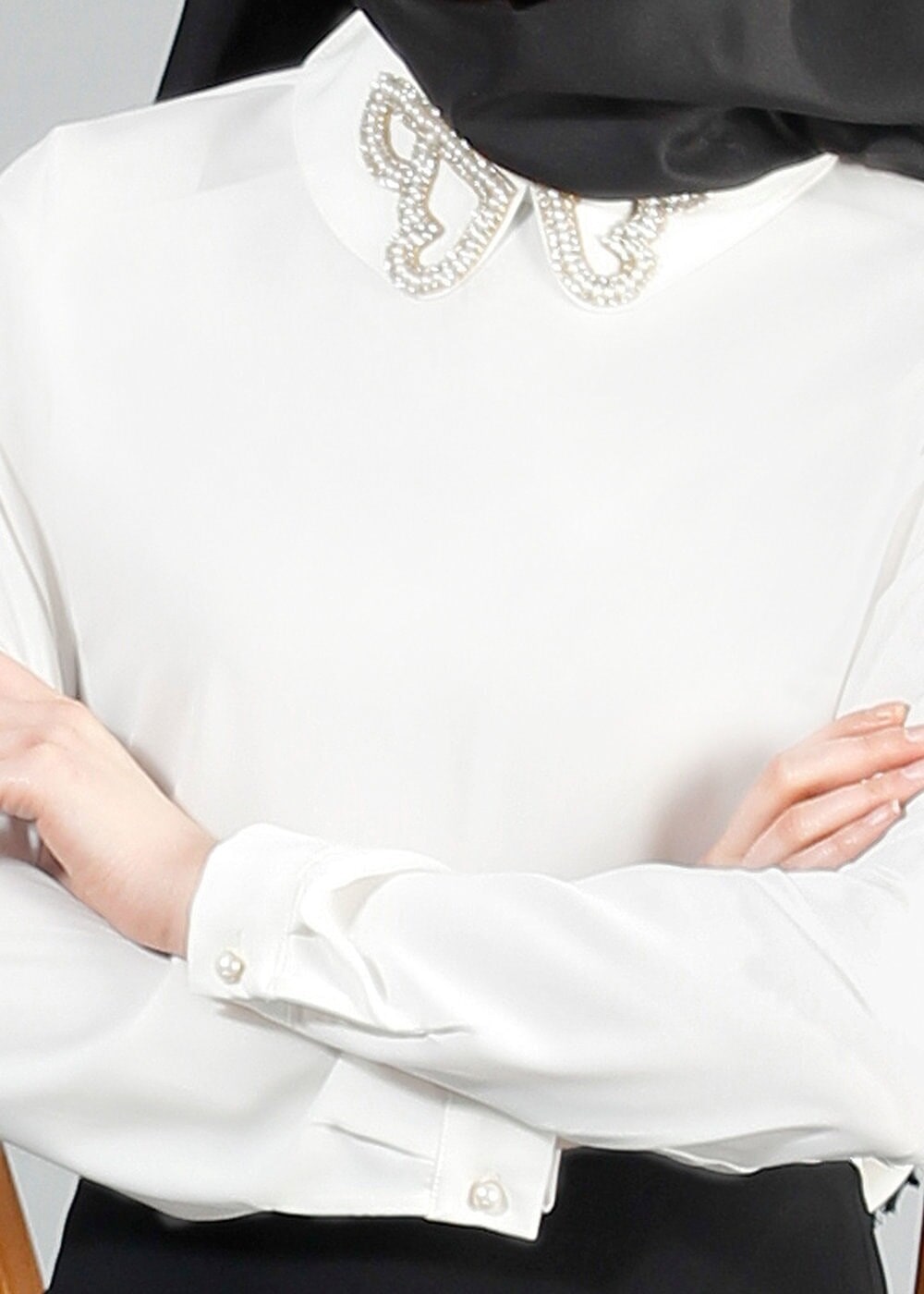 Hijab clothing ECRU COLLAR EMBROIDERED BLOUSE 8728 