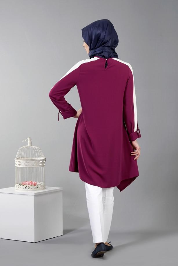 Vêtements hijab  T 8762 Puane Asimetrik Kesim Kolyeli Tunik - TRENDTESETTÜR