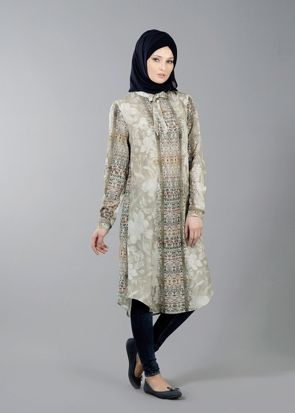 Vêtements hijab VERT T 8778 Puane  Dijital Baskılı Tunik