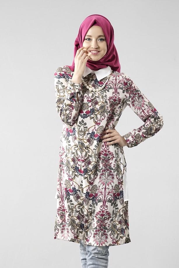 Vêtements hijab  T 6142 Porto Çiçek Desen Kolyeli Tunik - TRENDTESETTÜR