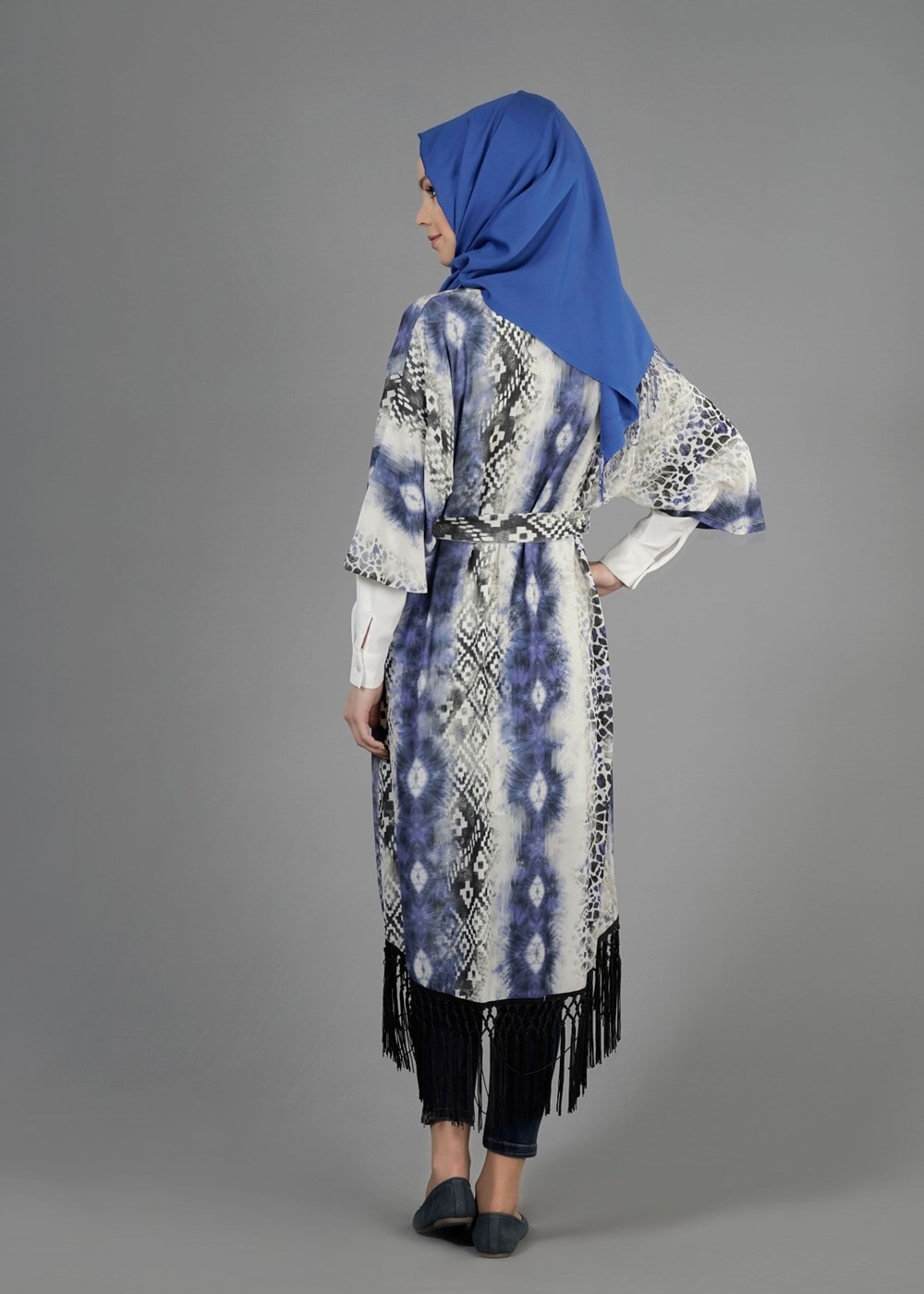 Tesettür giyim LACİVERT PÜSKÜL DETAYLI DESENLİ TUNİK 4584 