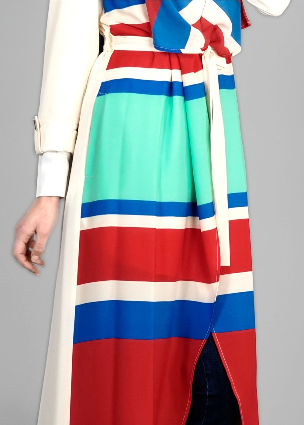 Tesettür giyim KIRMIZI RENKLİ ŞERİTLİ CEKET 4952 