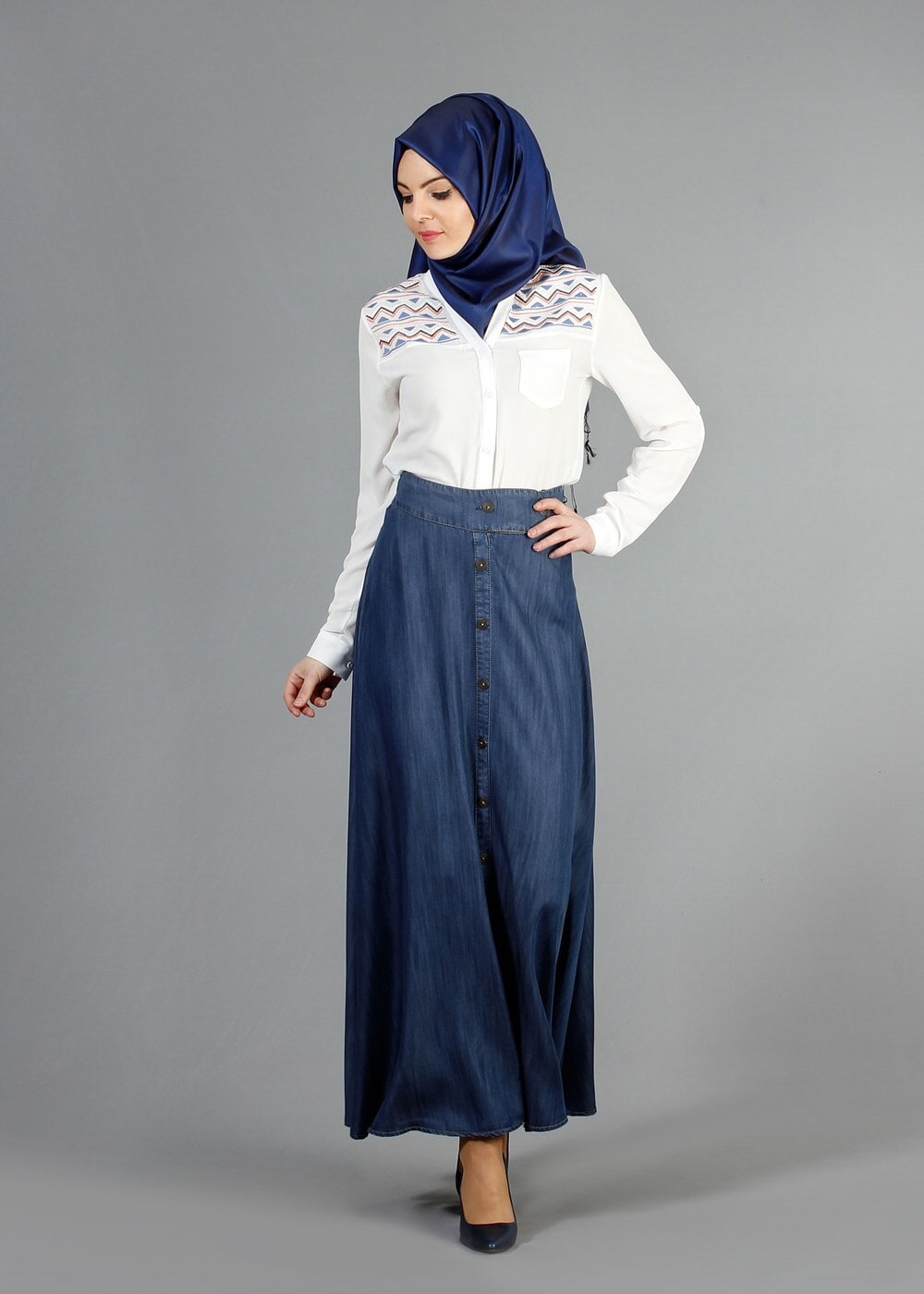Hijab clothing NAVY BLUE T 2764 Yüceller Düğme Detaylı Kloş Etek