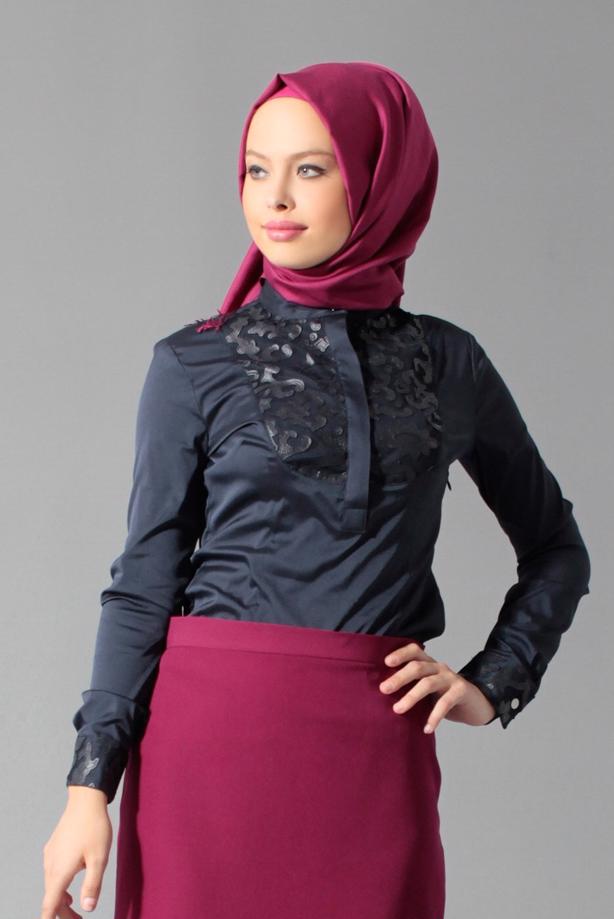 Tesettür giyim LACİVERT GÜPÜR DETAYLI BLUZ 4134  - TRENDTESETTÜR
