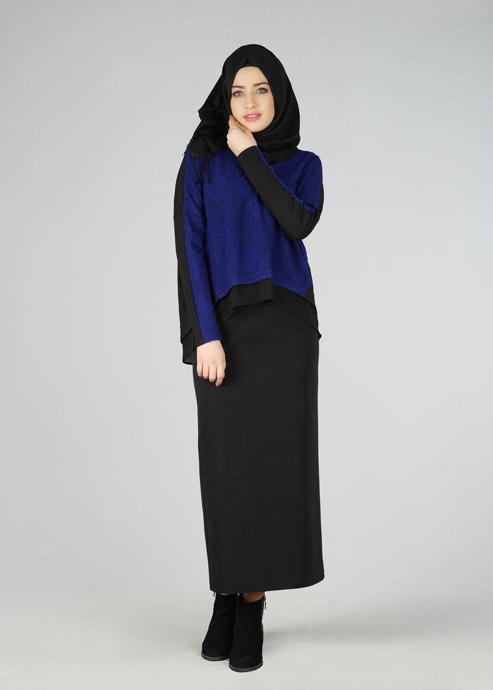 Hijab clothing NAVY BLUE GUIPURE DETAIL 2-COLOR BLOUSE 4520 