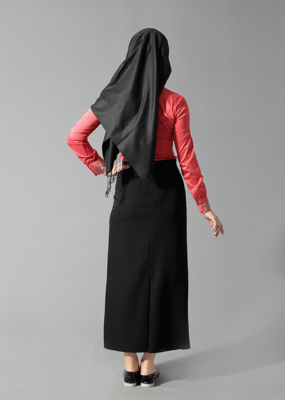 Tesettür giyim MERCAN TAŞ DETAYLI BLUZ 4864