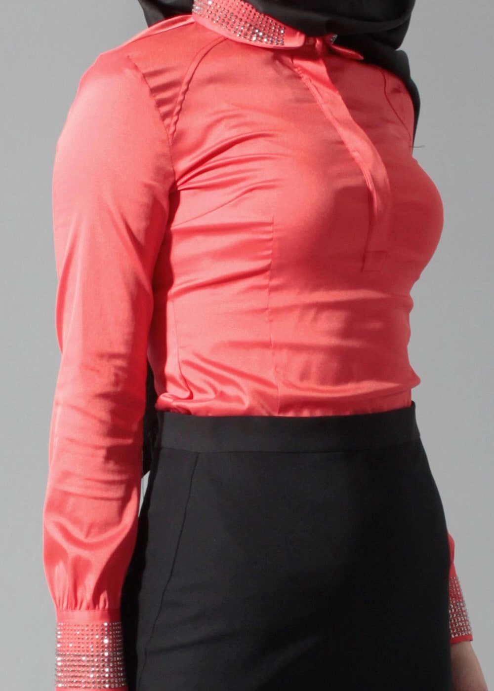 Tesettür giyim MERCAN TAŞ DETAYLI BLUZ 4864