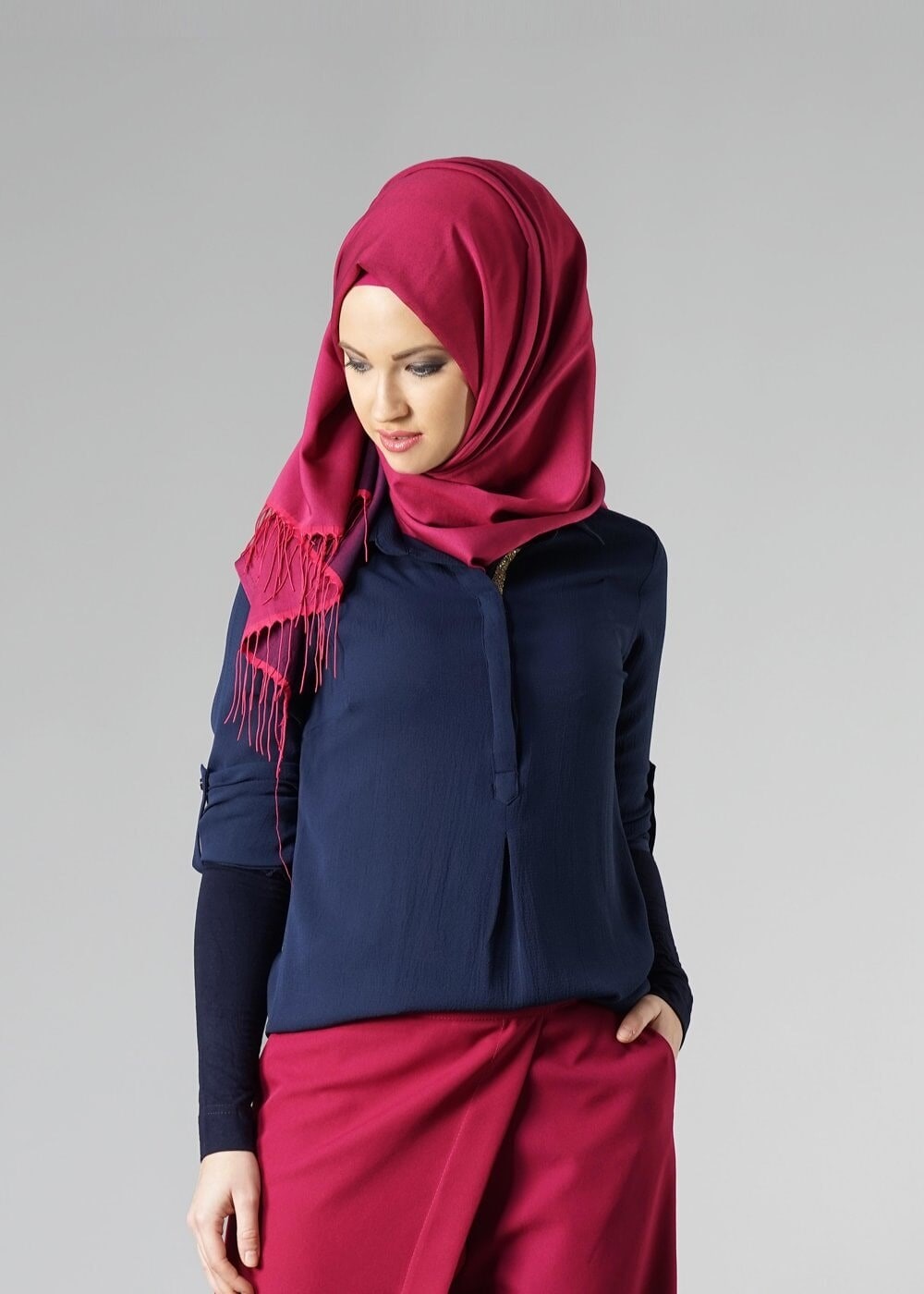Hijab clothing NAVY BLUE CHIFFON THREE-QUARTER SLEEVE BLOUSE 228