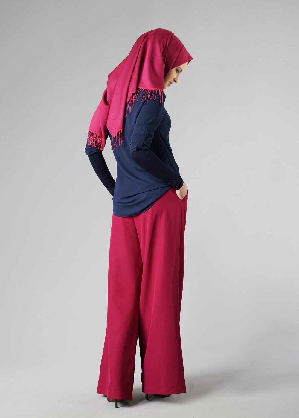 Hijab clothing NAVY BLUE CHIFFON THREE-QUARTER SLEEVE BLOUSE 228